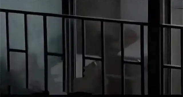 郑州养老院曾半夜惨叫不断，记者蹲守6天爆出隐情：老人没尊严？