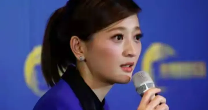 48岁央视主持人谢颖颖近况曝光！嫁刘昊威生一女，如今婚姻很幸福