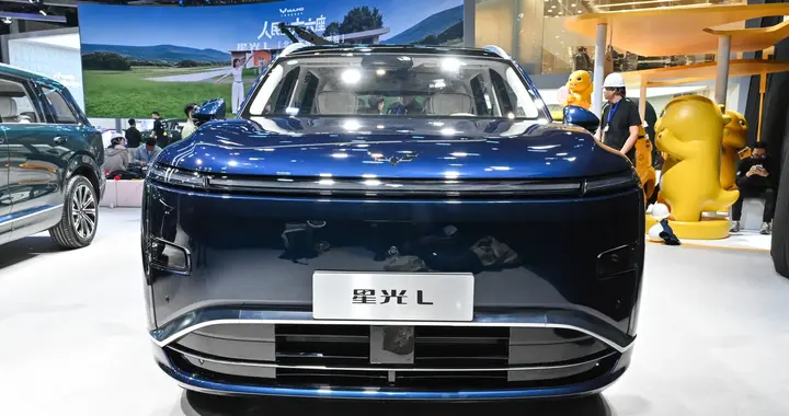 五菱星光 L 开启预售，11.78 万起的六座插混 SUV，家用靠谱吗