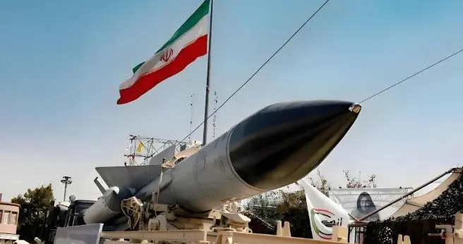 解气！伊朗27轮重拳砸穿霸权 美军坐标全泄露 3国果断跳车 世界沸腾