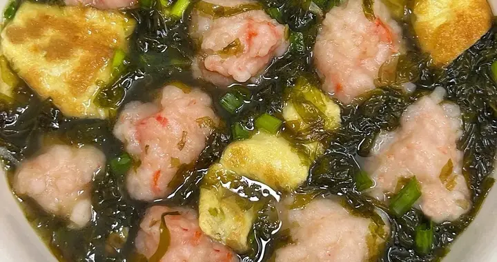 五分钟就能搞定一碗鲜汤？秘诀就在紫菜入锅的时机。