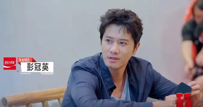 《桃花坞》他俩咋了？矫情爱往男的身上凑、自以为是，彭冠英怒了
