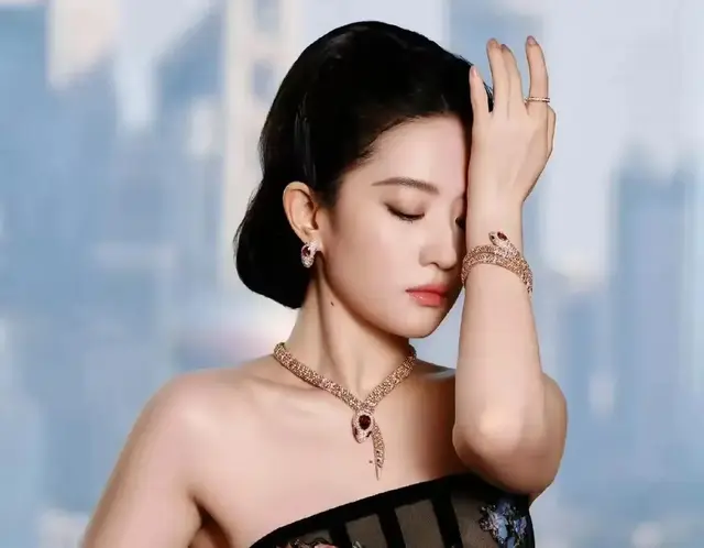 第175期美女盲盒秀：金鹰女神都有谁？为啥这几年不设这个奖了？