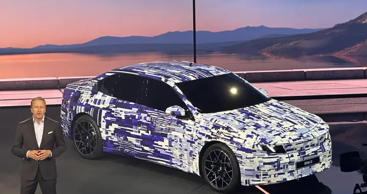 宝马i3实车亮相：900km续航真能改变新能源格局吗？