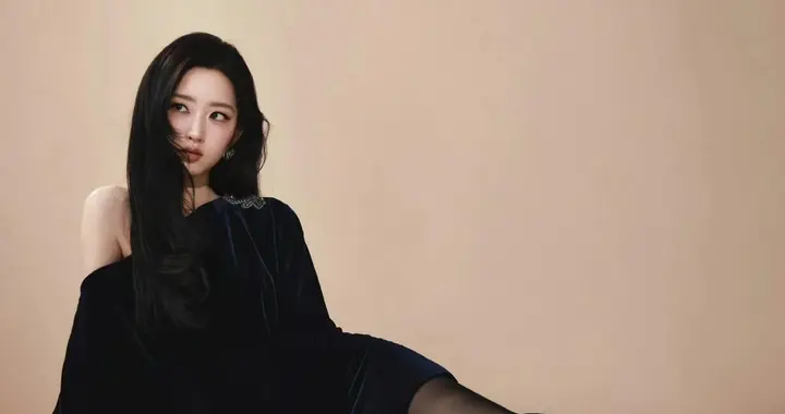 💞星光图鉴｜第27期｜邓恩熙：冷艳御姐的黑色魅力