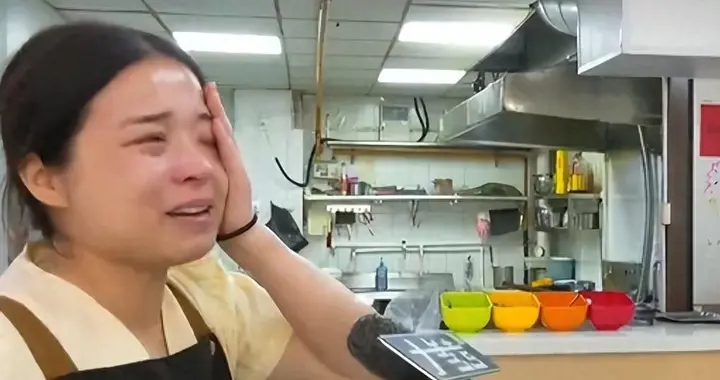 赔了夫人又折兵！遇见小面撤诉难平公愤，消费者集体退卡只是开始
