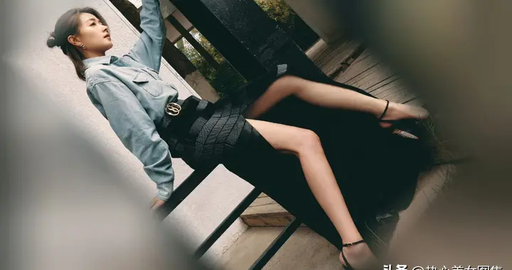 万茜姐姐的高跟妆造型，美腿吸睛 ​​​