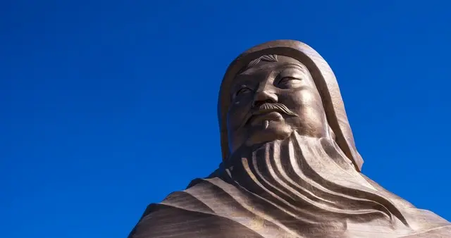 《成吉思汗：从贫苦少年到伟大帝王的传奇一生》