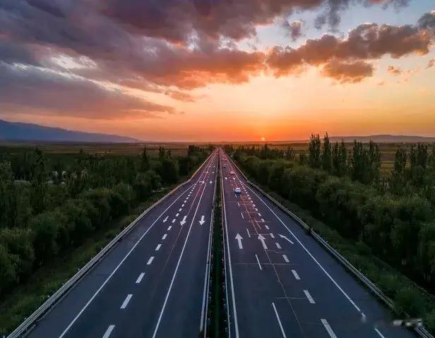 为什么有些经验丰富的老司机高速开车都不超过120呢