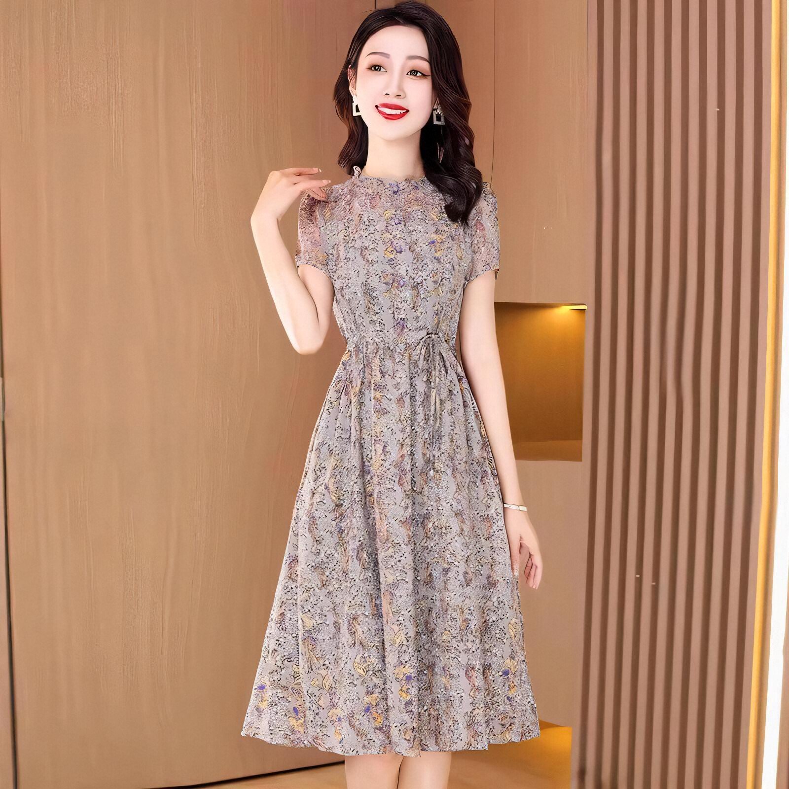 碎花连衣裙