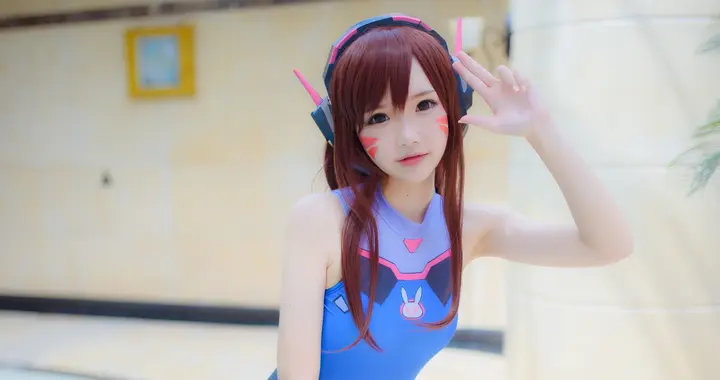 当D.Va换上泳装，这波泳池福利简直犯规！这双大长腿谁能顶得住？