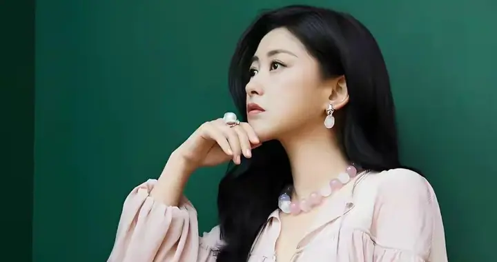 美女壁纸—朱珠