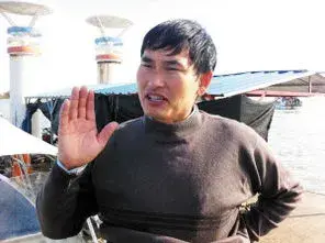 大衣哥：财富背后的汗水与坚持