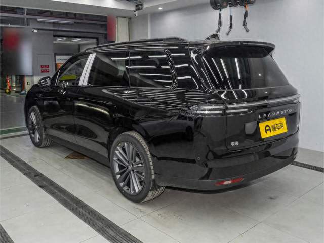 配激光雷达+安全车身，才15.18万起，这款智能C级SUV够卷吗？