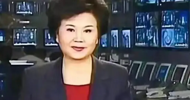 原来他是邢质斌儿子，名字饱含深意，如今陪母亲定居北京悉心照料