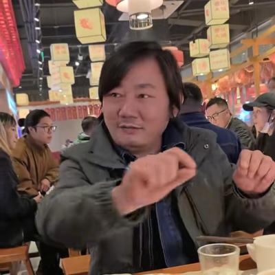 醒川Pro：张雪曾经被小偷盯上了，竟然毫