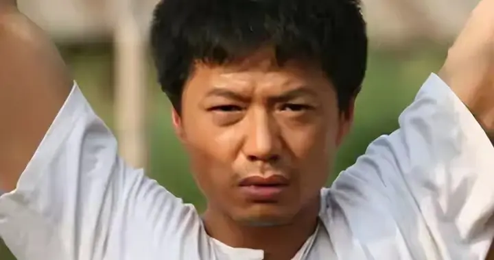 为娶到妻子足足追了9年，婚后妻子怕疼做了丁克，余生只想宠着她