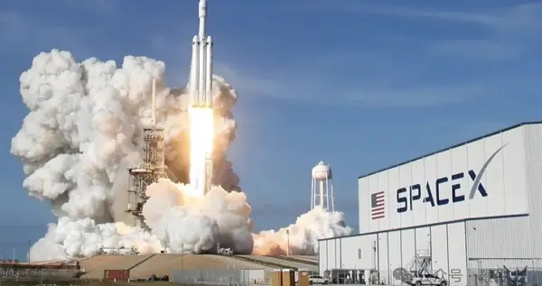 SpaceX股价自高点重挫40% 市值已蒸发逾万亿美元