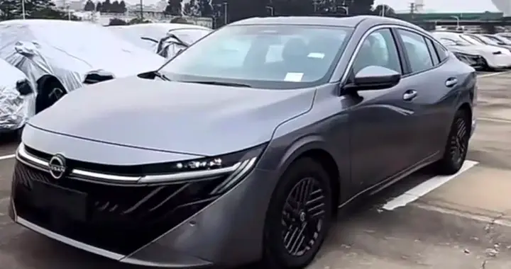 油车牌面确认换代，全新轩逸实车曝光！换运动风依然是1.6L大自吸