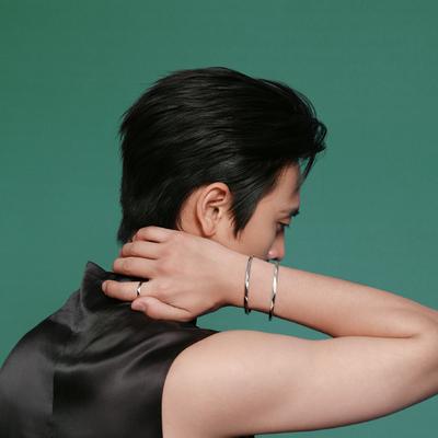 涅槃重生见墨鸦：戏里是糙汉演员，戏外是型