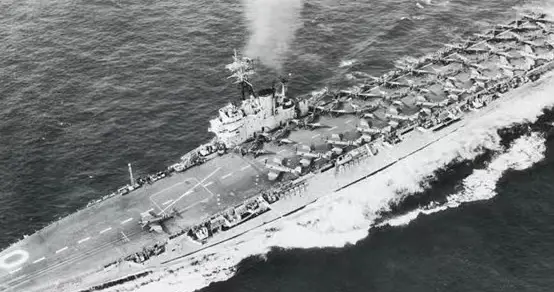 光辉”号航空母舰是英国皇家海军光辉级航空母舰的首舰