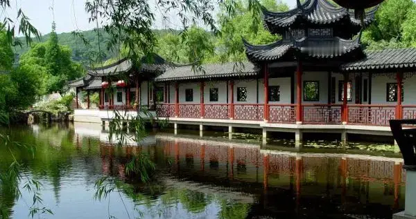 申能股份：业务拆解于未来盈利前景分析