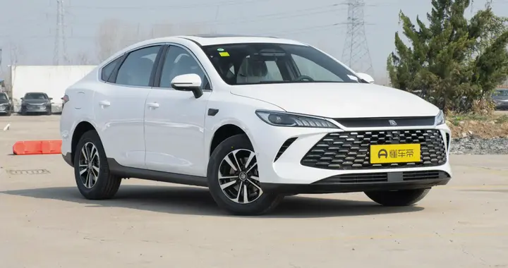 月薪8千买什么车？2025年有这几款“打工人神车”