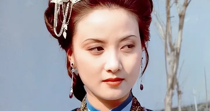 我发现，职场有一个“王熙凤定律”：职位上升的快的，走的也快！