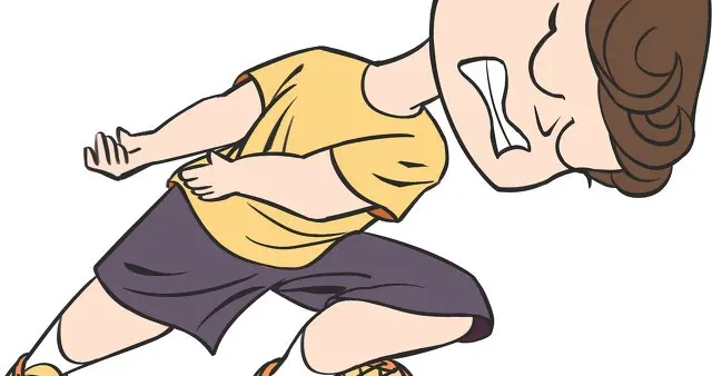 医生2秒治好娃，收220元被骂黑！网友吵翻：这钱到底冤不冤？