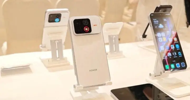 雷军果断“出手”，16GB+512GB跌至3098元，新机都不香了！