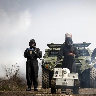 军迷小九：东部战区开展防化处突演练，这两