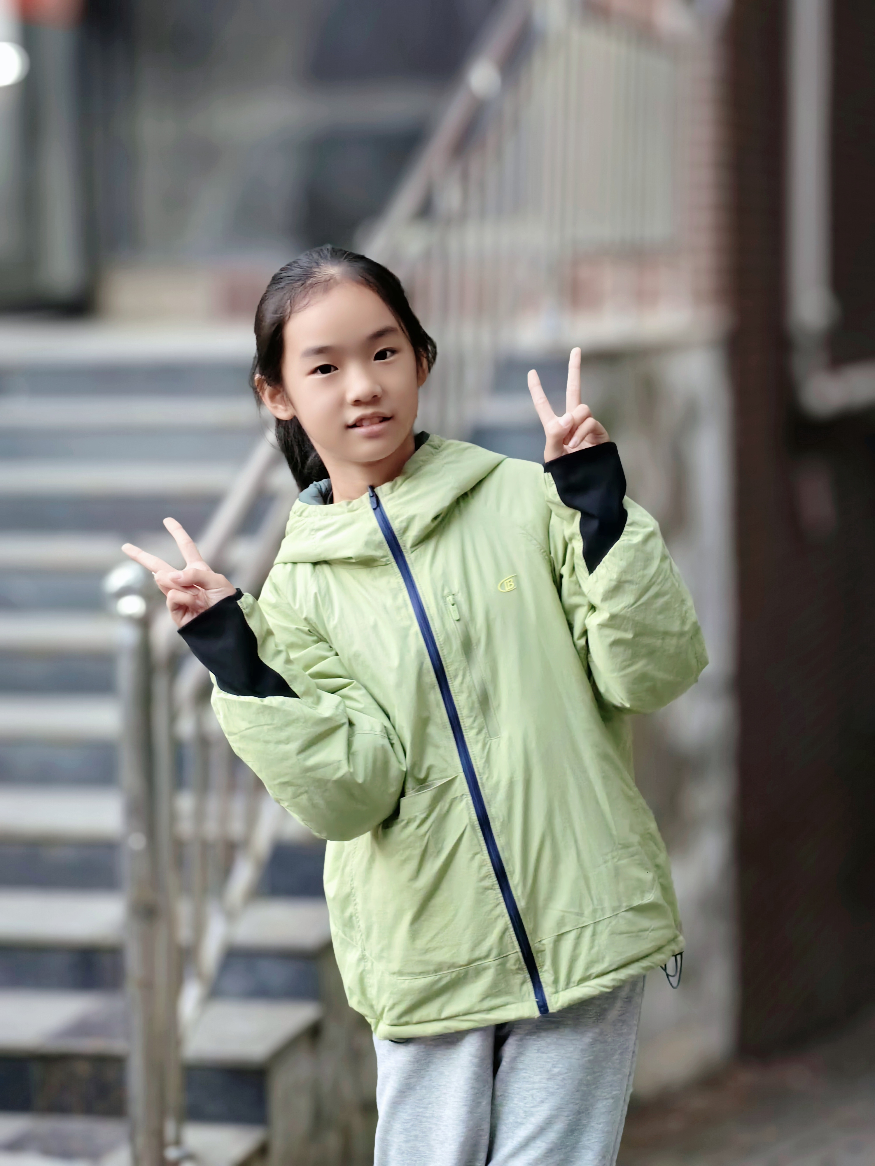 儿童两面穿轻量化户外棉服，上身穿搭分享