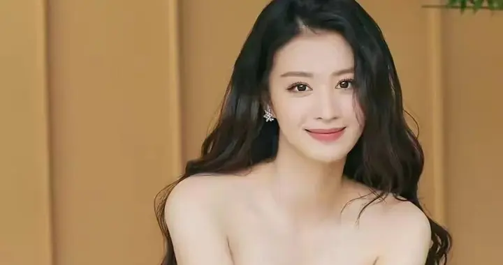 💞王楚然💞：真美&高清无痕写真12张