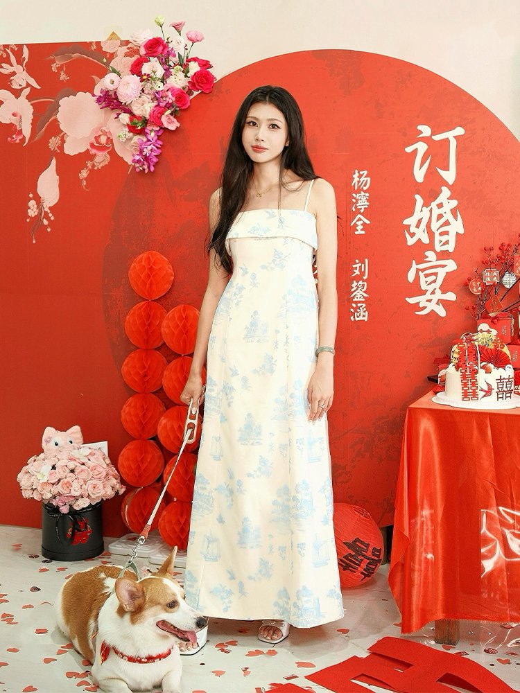 生日订婚礼服高端轻奢小众晨袍女新娘
