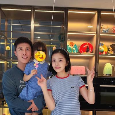 戏说娱情：杜淳王灿为女儿庆祝5岁生日！