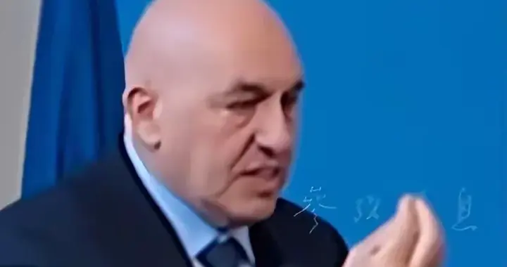 30多人“保卫”格陵兰？意大利防长一句话戳破欧洲北极秀的谎言！