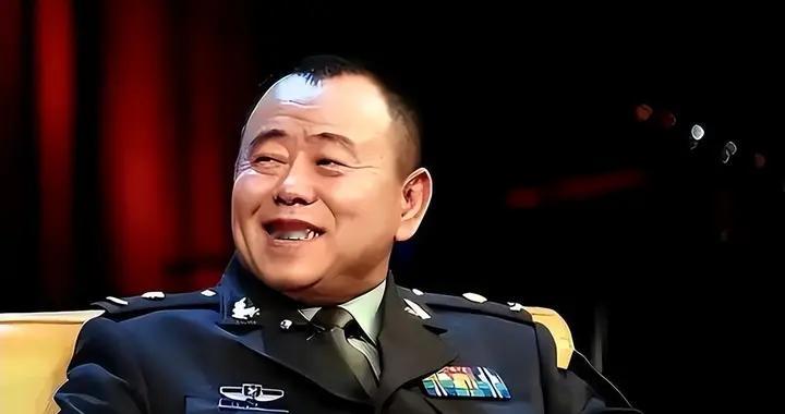 4个老婆，全家移民，享受正师级待遇，潘长江身上哪个标签是真的