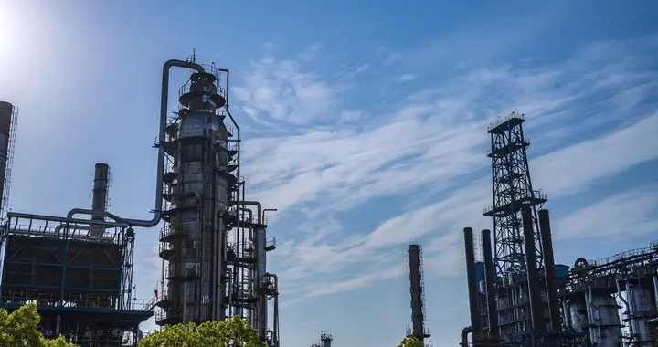 万亿级市场开启！七部门重磅发文，石化化工行业迎来“大换血”