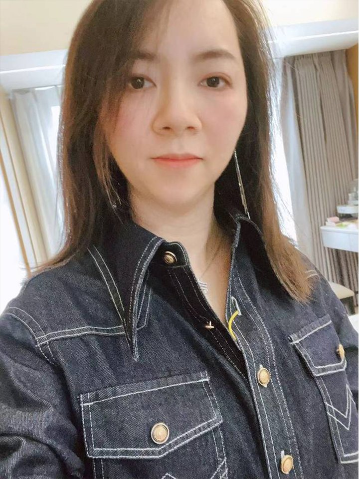 牛仔衬衫外套