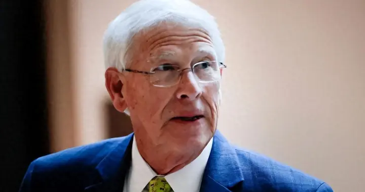 预算被砍十次，北京突然开会，国民党到底在想啥。