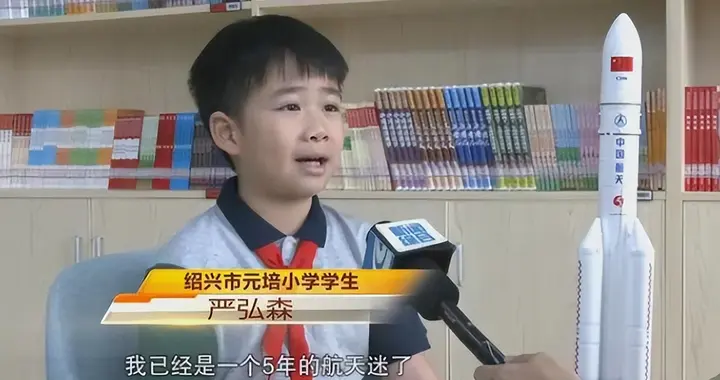 初二学生念叨：“为什么要上学？为什么这么苦？”