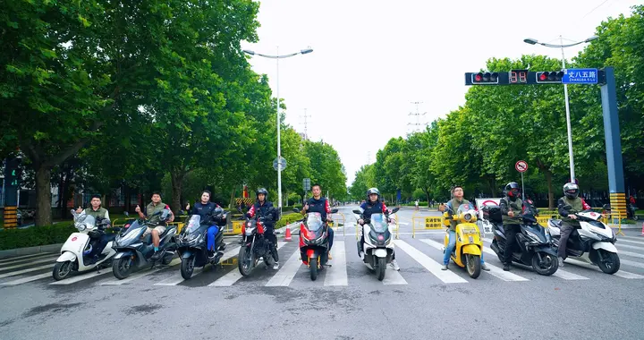 爱心护航高考圆梦 观芸茶轩践行公益暖全城