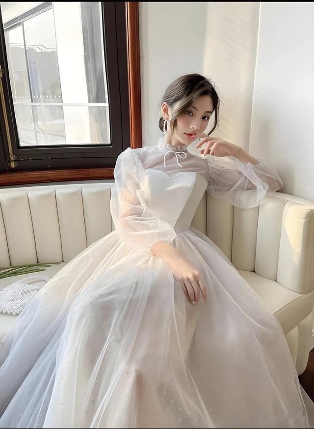 丝质婚纱的美感