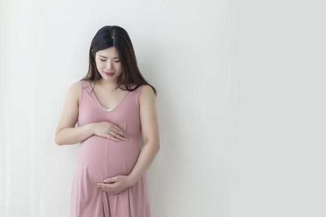 孕妈的肚皮为什么不可随意抚摸