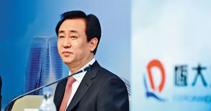 闹大！许家印认罪了！恒大2.4万亿黑洞：340亿理财韭菜哭断肠！！