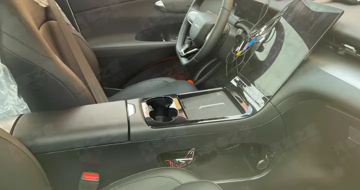 奇瑞T1Q内饰曝光 或定名瑞虎5L 定位紧凑型SUV