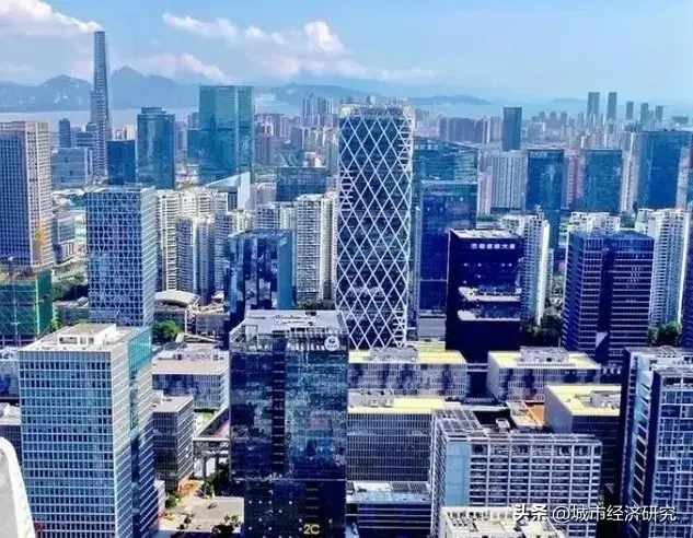 南山区今年有望成为广东省第一个GDP达到一万亿元人民币以上的区