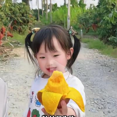 蓝天任逍遥：3岁不到的闪闪又跟着妈妈黄一