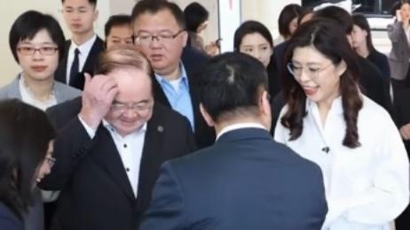 敏锐溪水Ko：台湾国民党主席郑丽文，在中