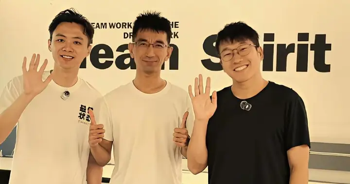 东方小孙和明明挑战东方甄选和与辉同行，能复制过往成功吗？